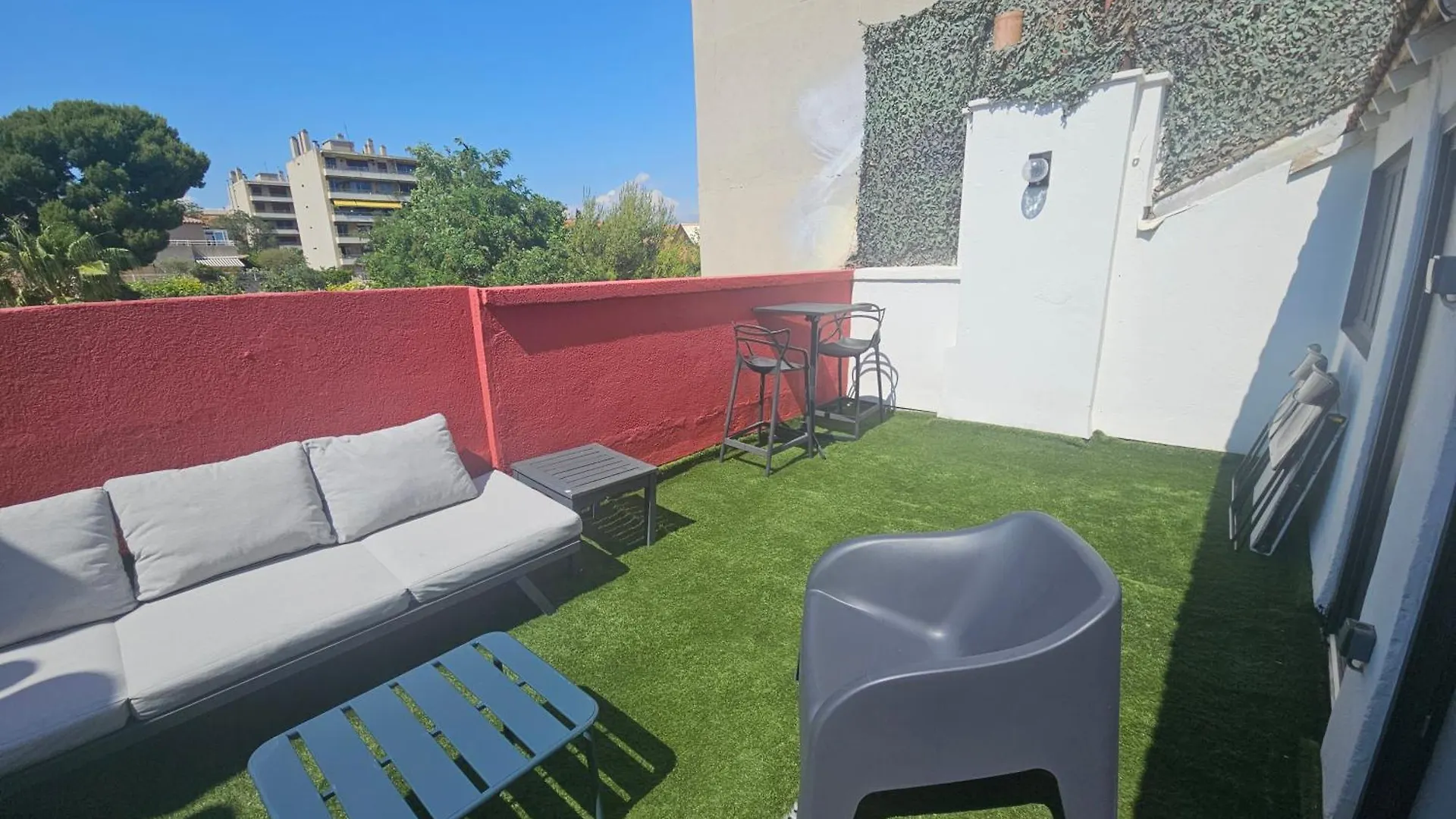 Appartement Appart 3 Chambres Avec Terrasse 18M - 8 Pers - 1 Place De Parking Marseille France