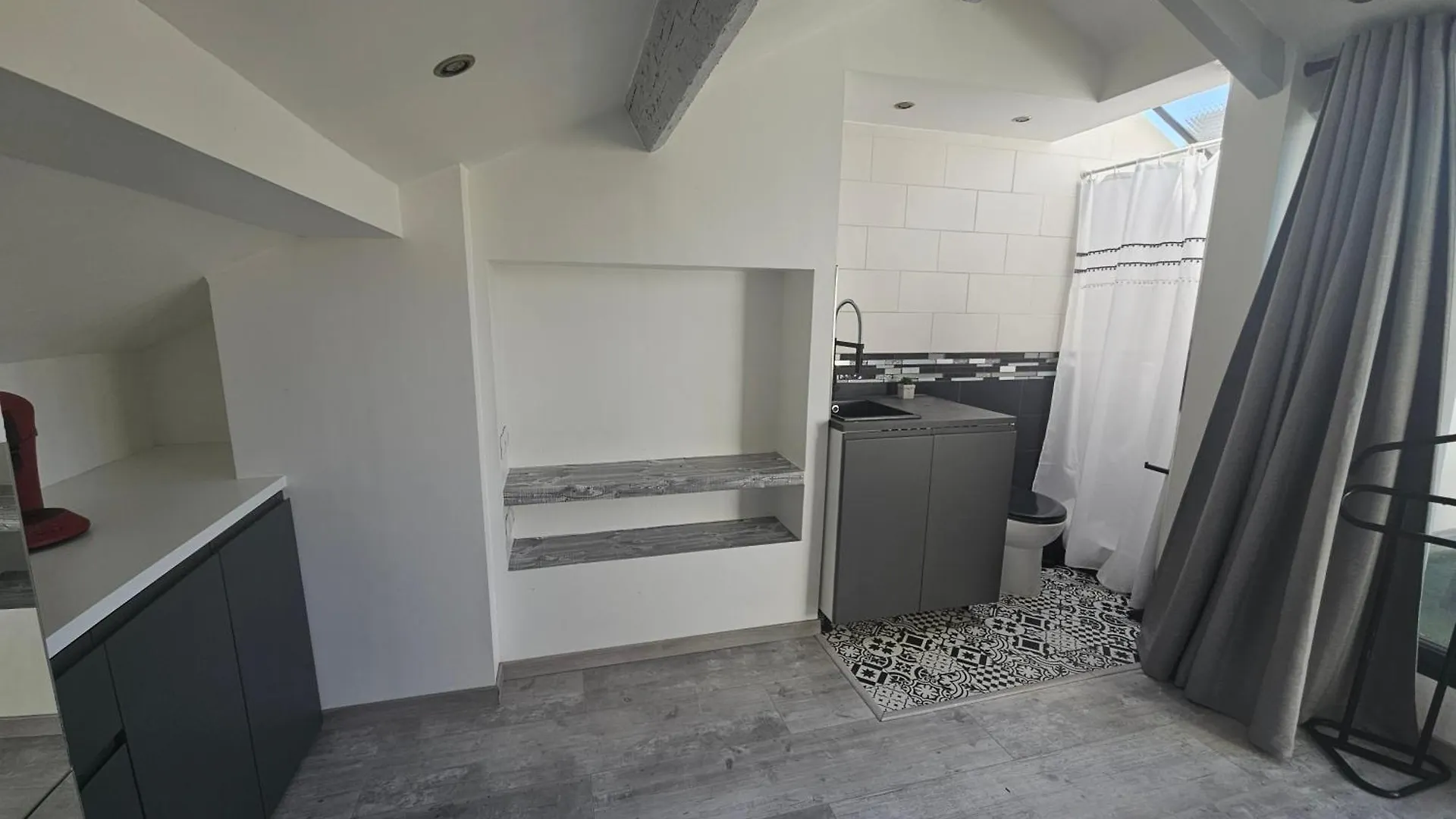Appart 3 Chambres Avec Terrasse 18M - 8 Pers - 1 Place De Parking Marseille Appartement