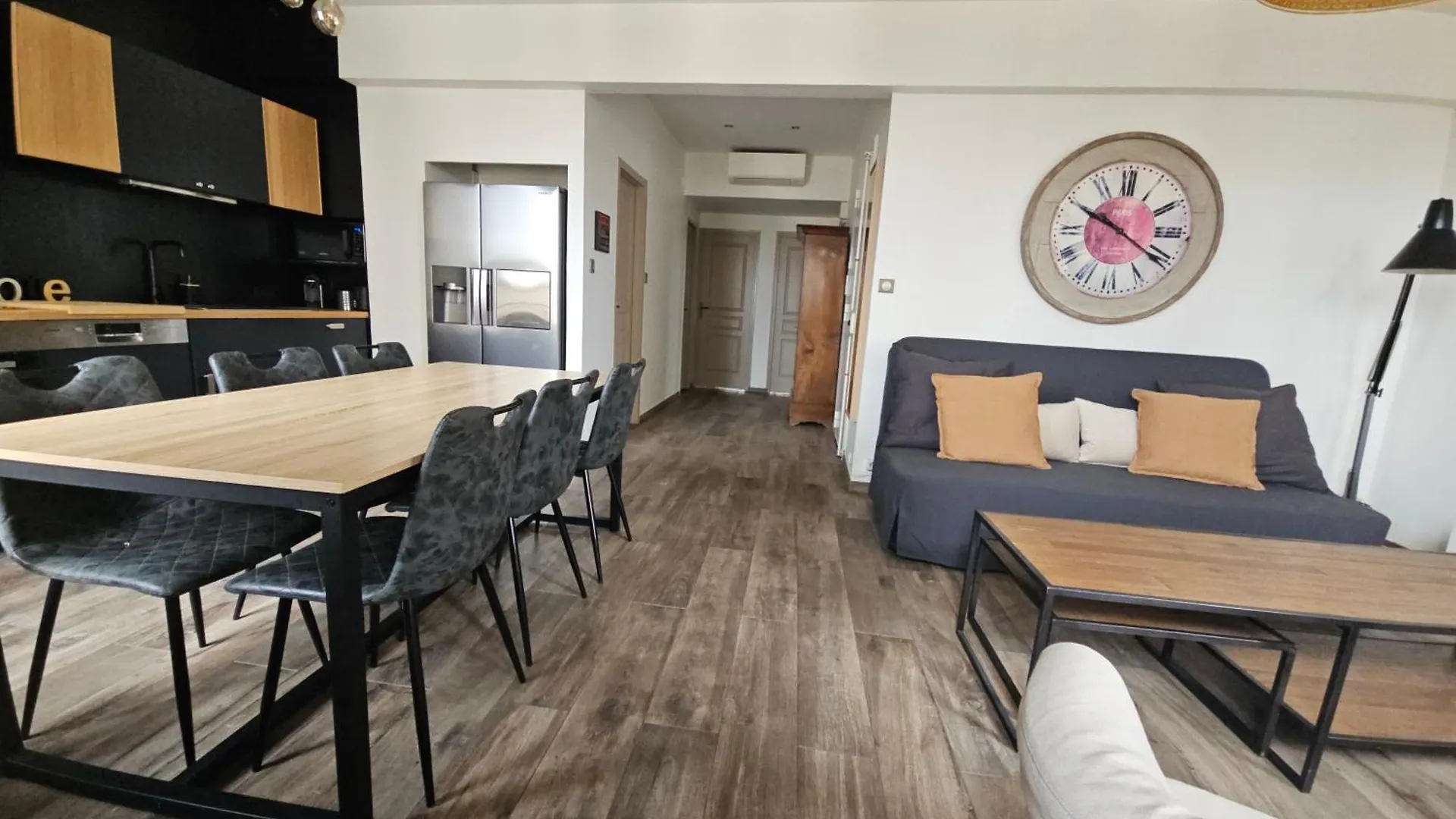 Appart 3 Chambres Avec Terrasse 18M - 8 Pers - 1 Place De Parking Marseille Lejlighed